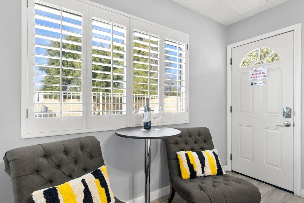 פיניקס Charming Studio Overlooking The Pool. מראה חיצוני תמונה